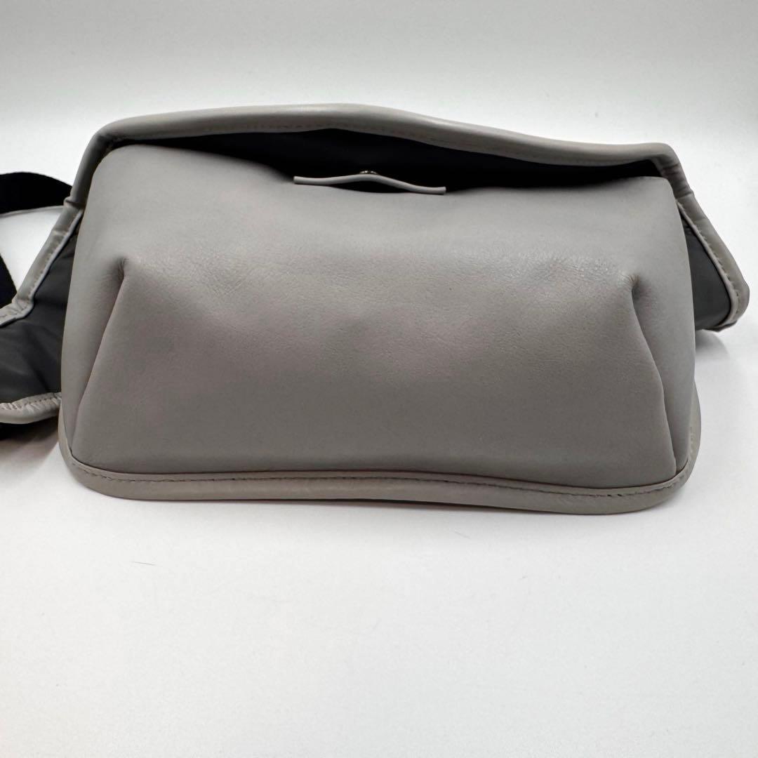 希少 マスターピース ボディバッグ 防水 カウレザー グレー クロスボディ