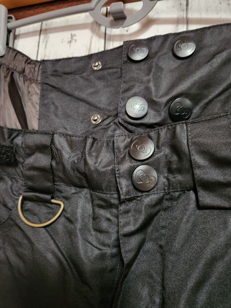 HELLO KITTY×エレファントスポーツ スノーボードウェア 上下セット