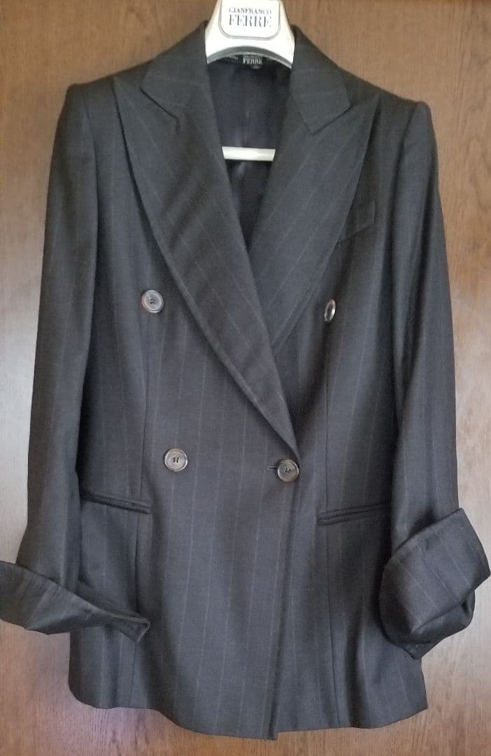チャコールグレー　ストライプ ダブルブレストジャケット スーツ