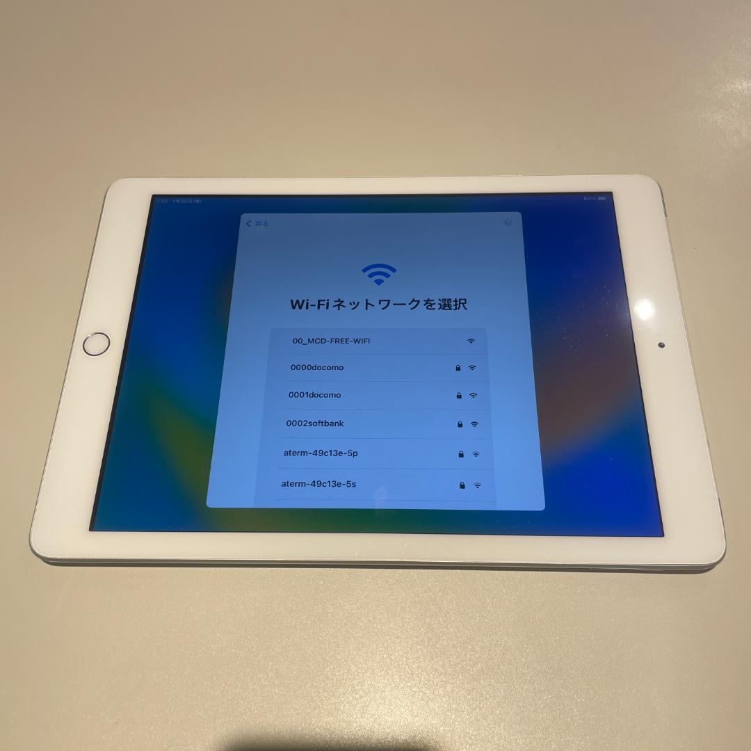 iPad 第5世代 A1823 32GB sim対応