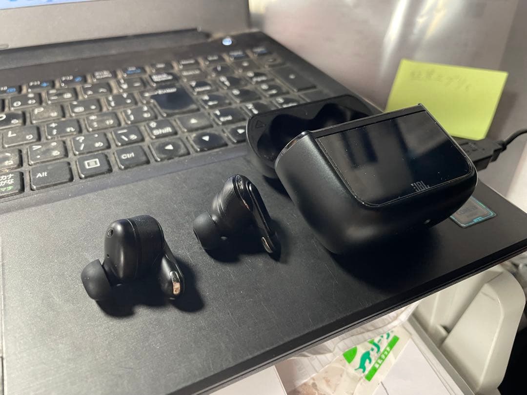 JBL Tour Pro 3ワイヤレスイヤホン