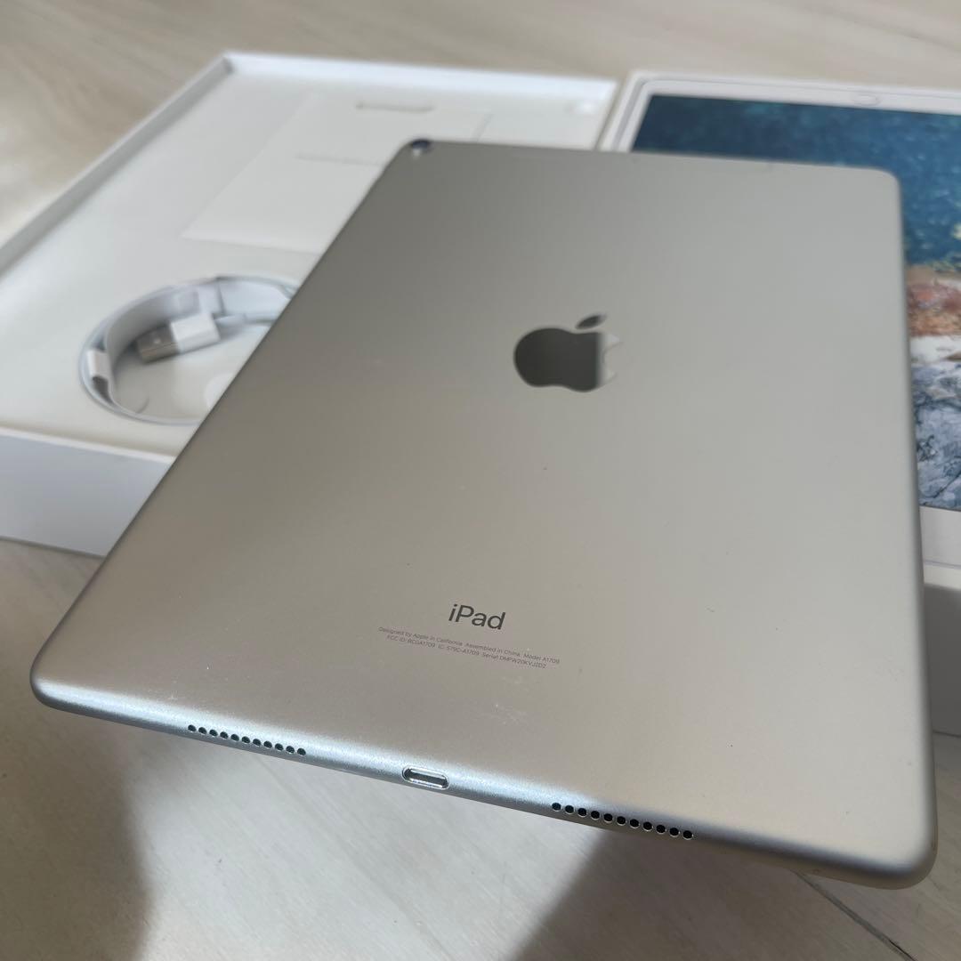 ■美品 iPad Pro 10.5in Wi+Cel 64G MQF02J/A