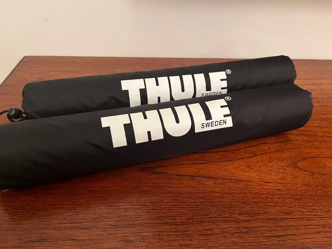 Thule スーリー　サーフボードキャリア　パッド付き