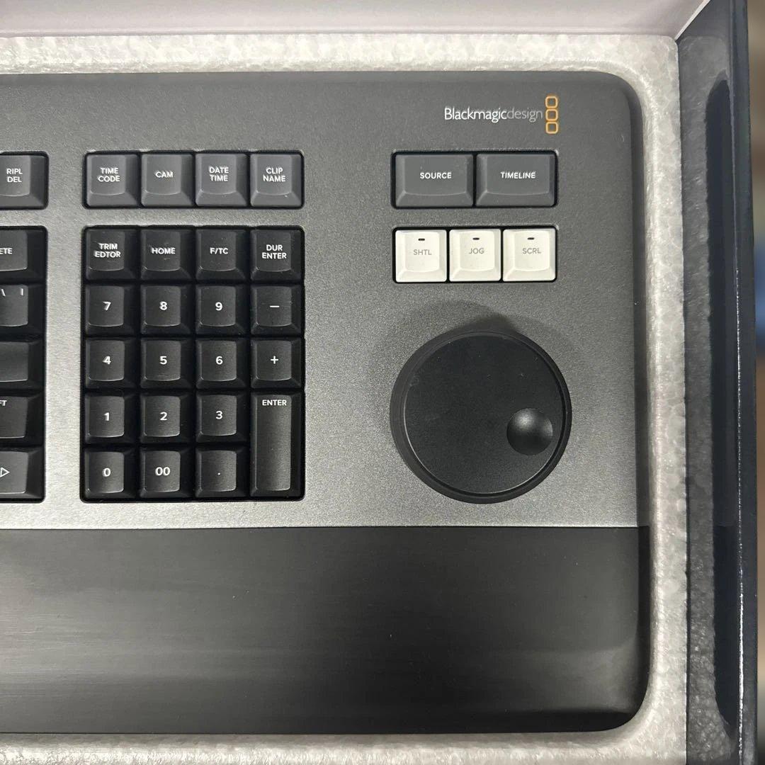 Blackmagic Design 編集用キーボード 本体