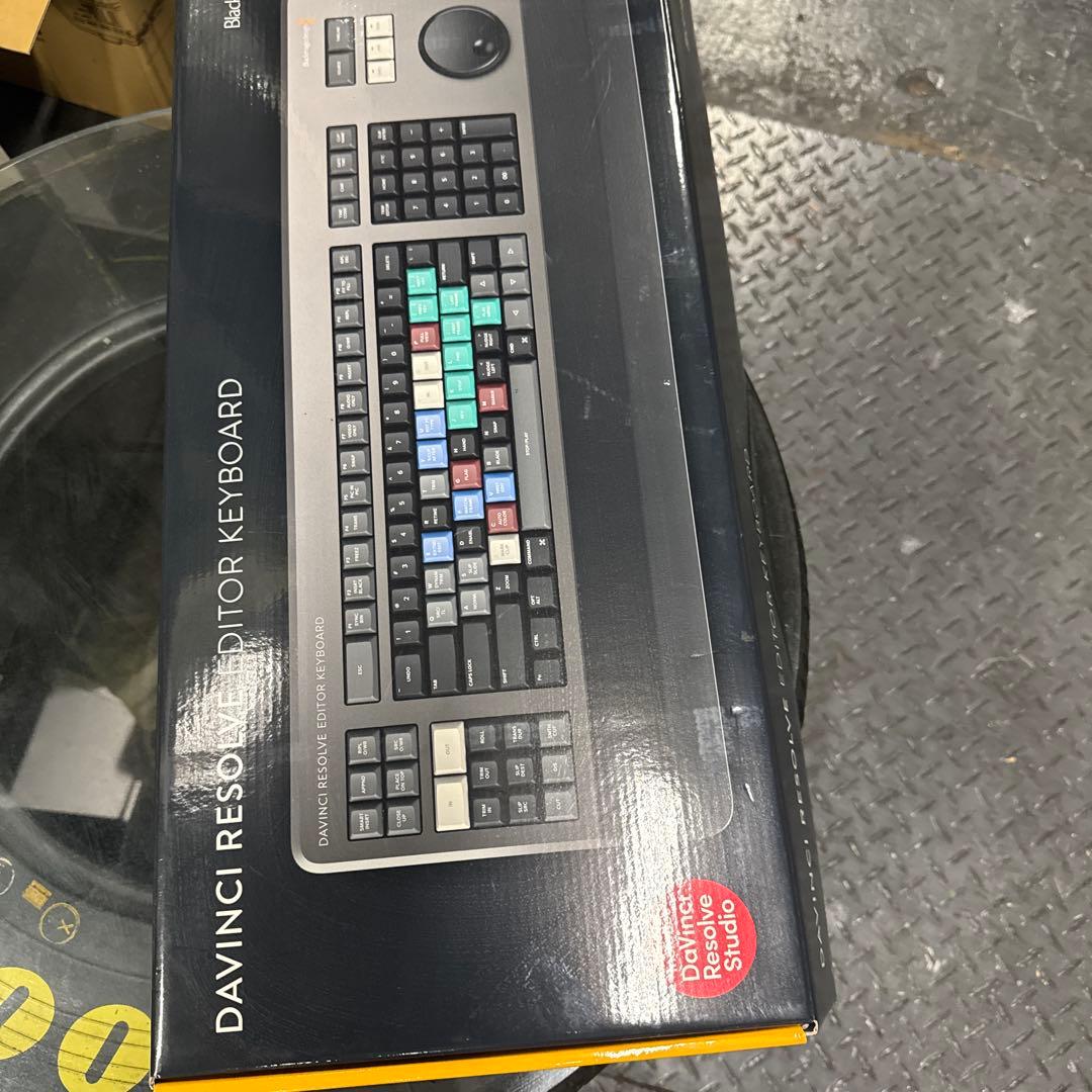 Blackmagic Design 編集用キーボード 本体