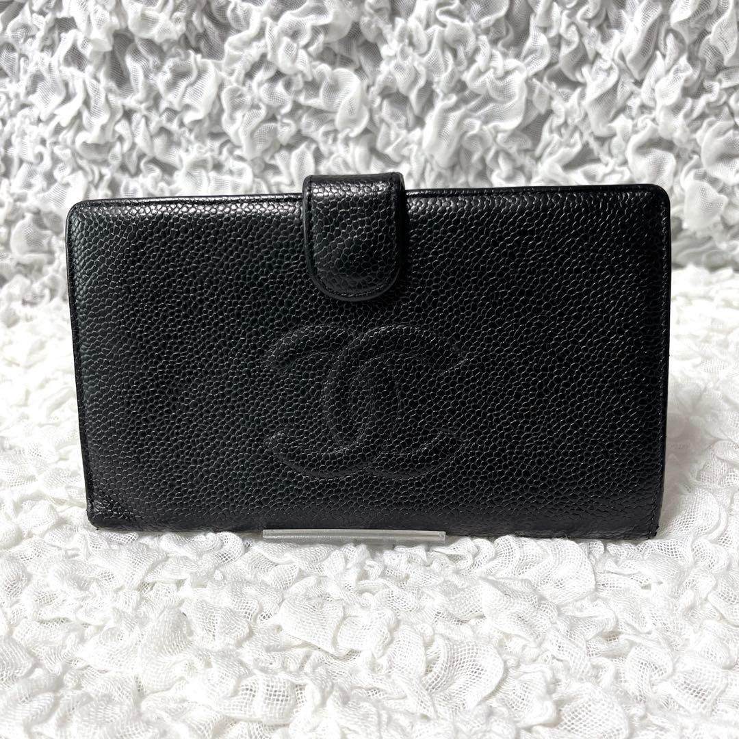 キャビアスキン　がま口　CHANEL レザー 長財布　フラップ　二つ折り　ココ