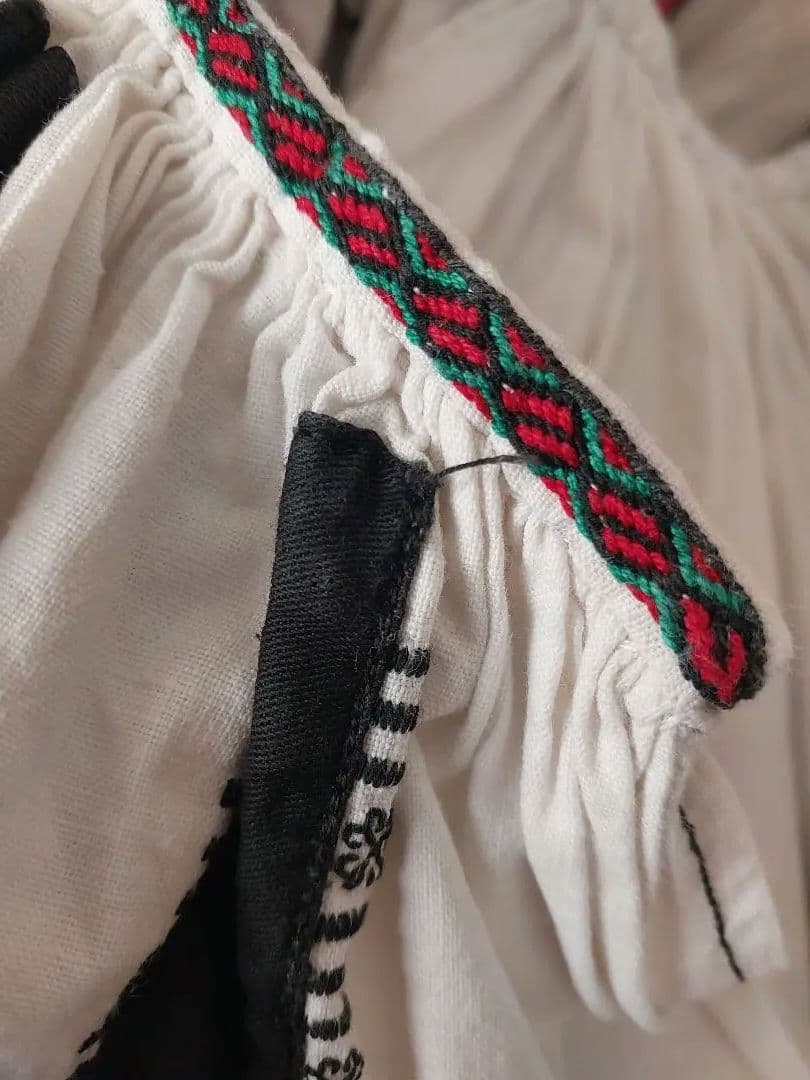 よ*お様 ルーマニア刺繍❀ヴィンテージブラウス