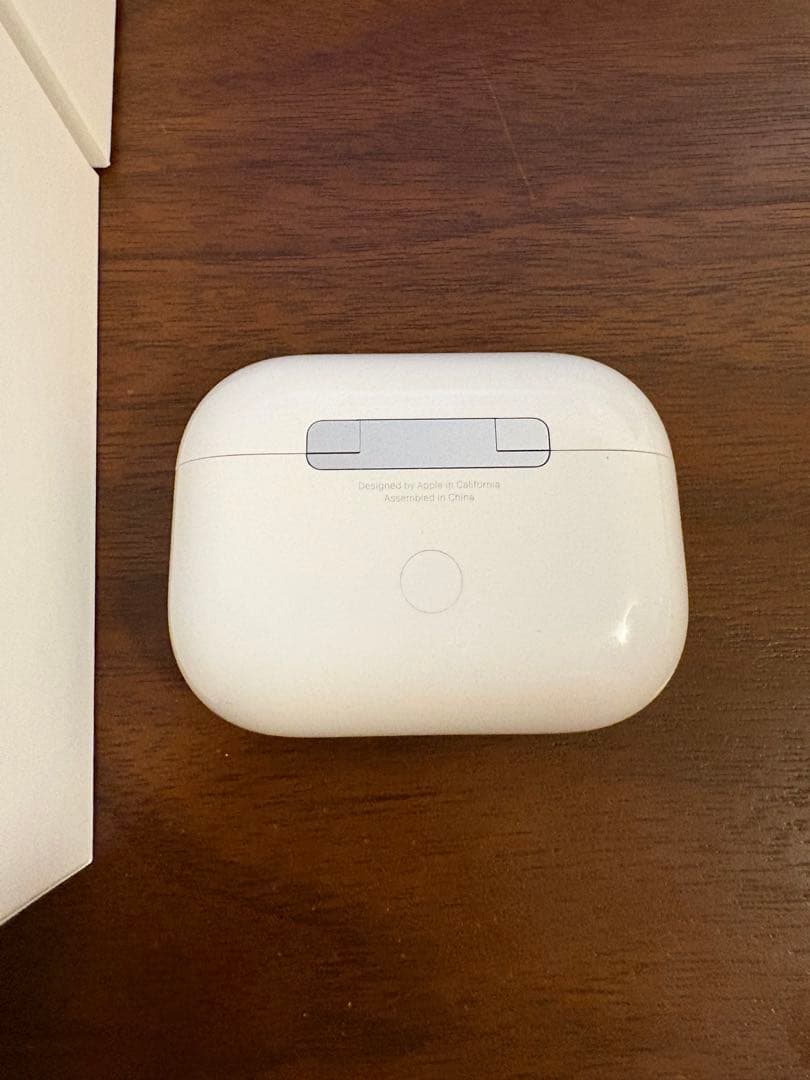 【アップル正規品】AirPods Pro 第二世代　イヤホン不調