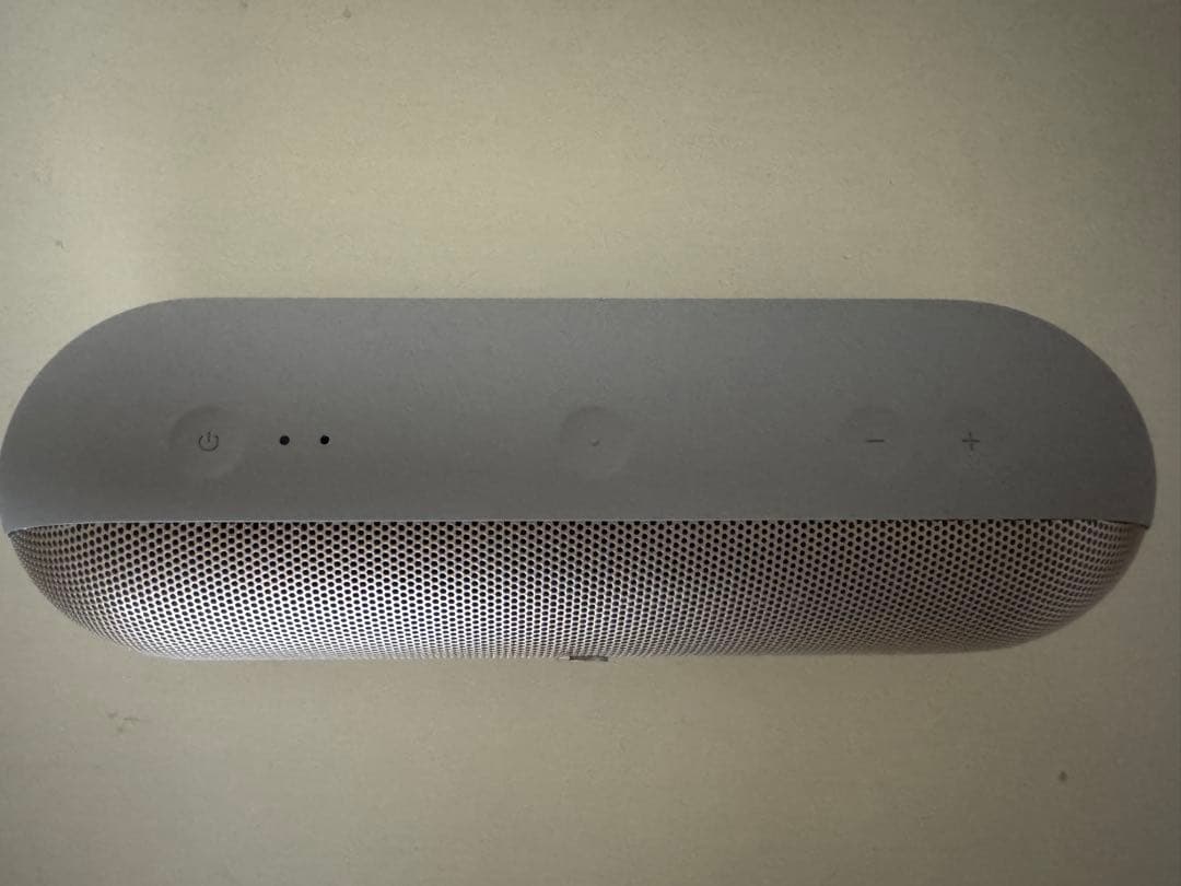 Beats Pill　ワイヤレススピーカー シャンパンゴールド