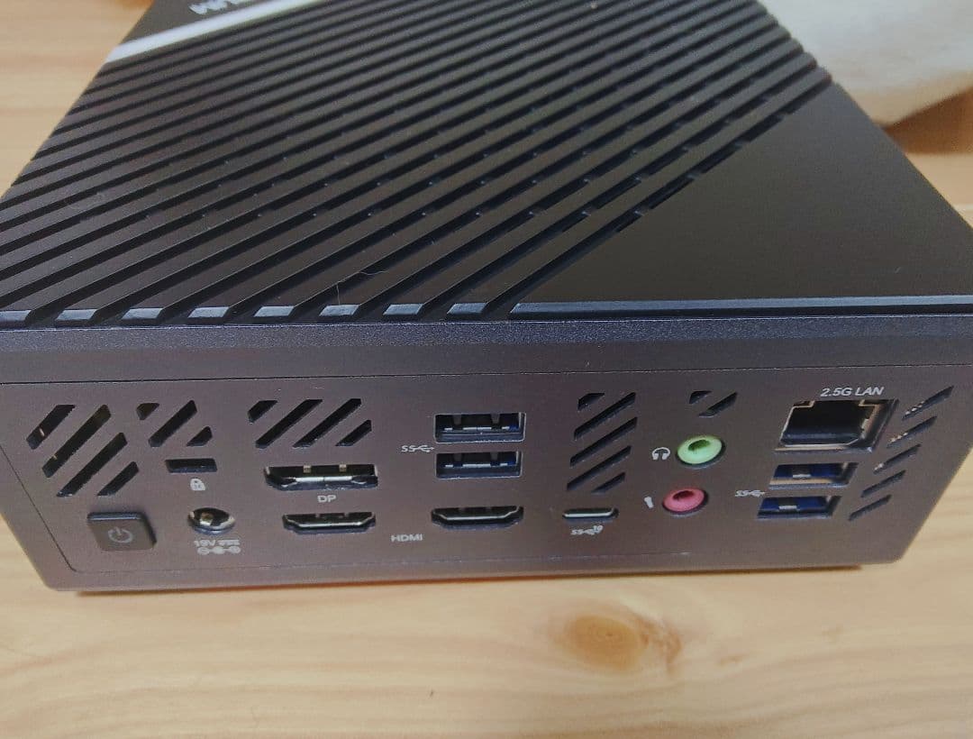 ミニPC elitemini b550 動作未確認 ジャンク 写真の物のみ