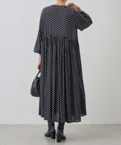 美品✨️BEARDSLEY ドットギャザーワンピース　サイズ0