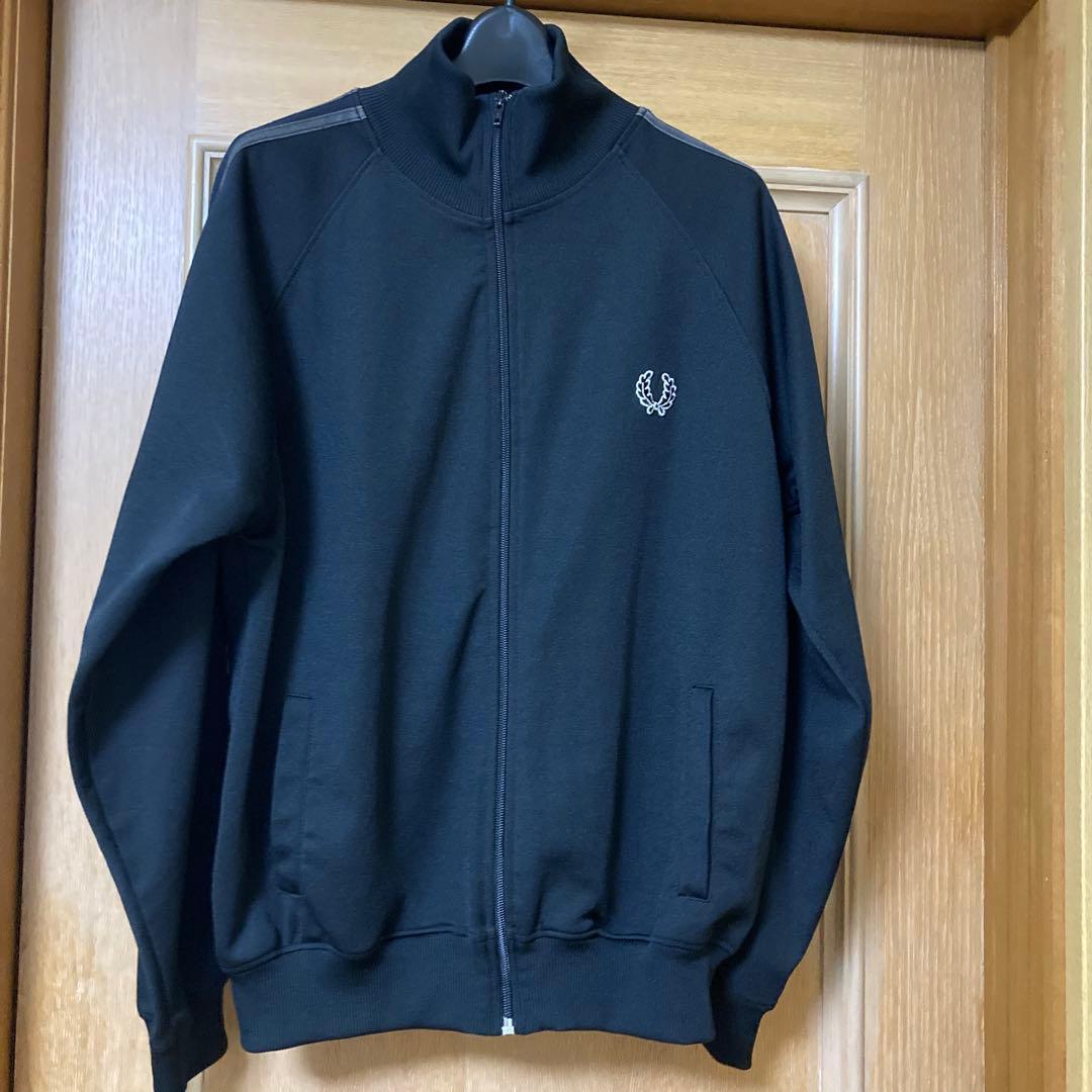 FRED PERRY トラックジャケット月桂樹サイドラインブラックM