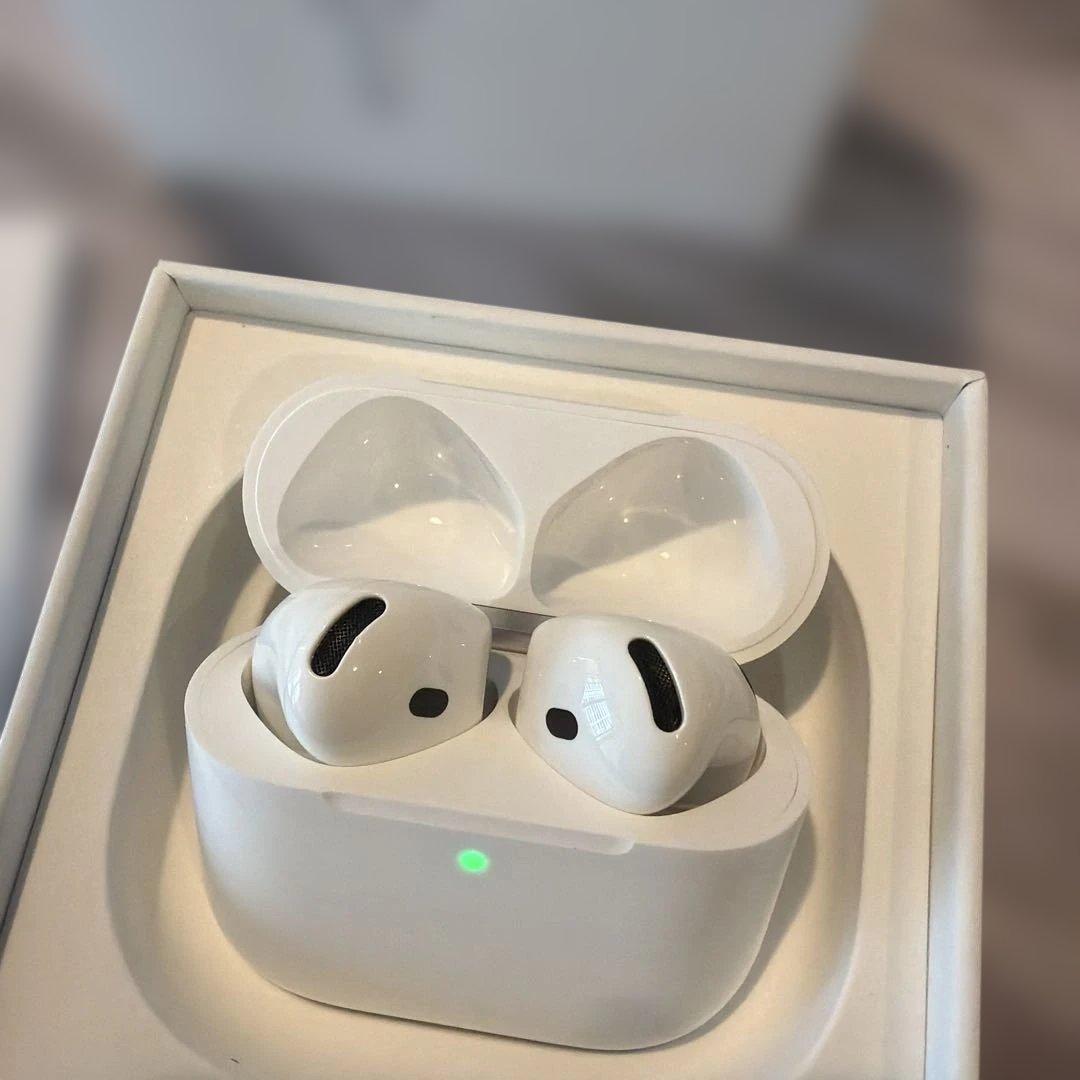 Apple AirPods 4 ANC ノイズキャンセリング