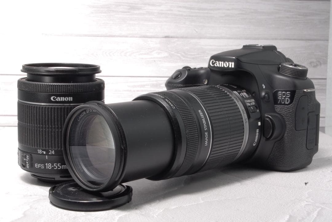 Canon EOS 70D ダブルレンズキット Wi-Fi搭載 スマホ転送OK