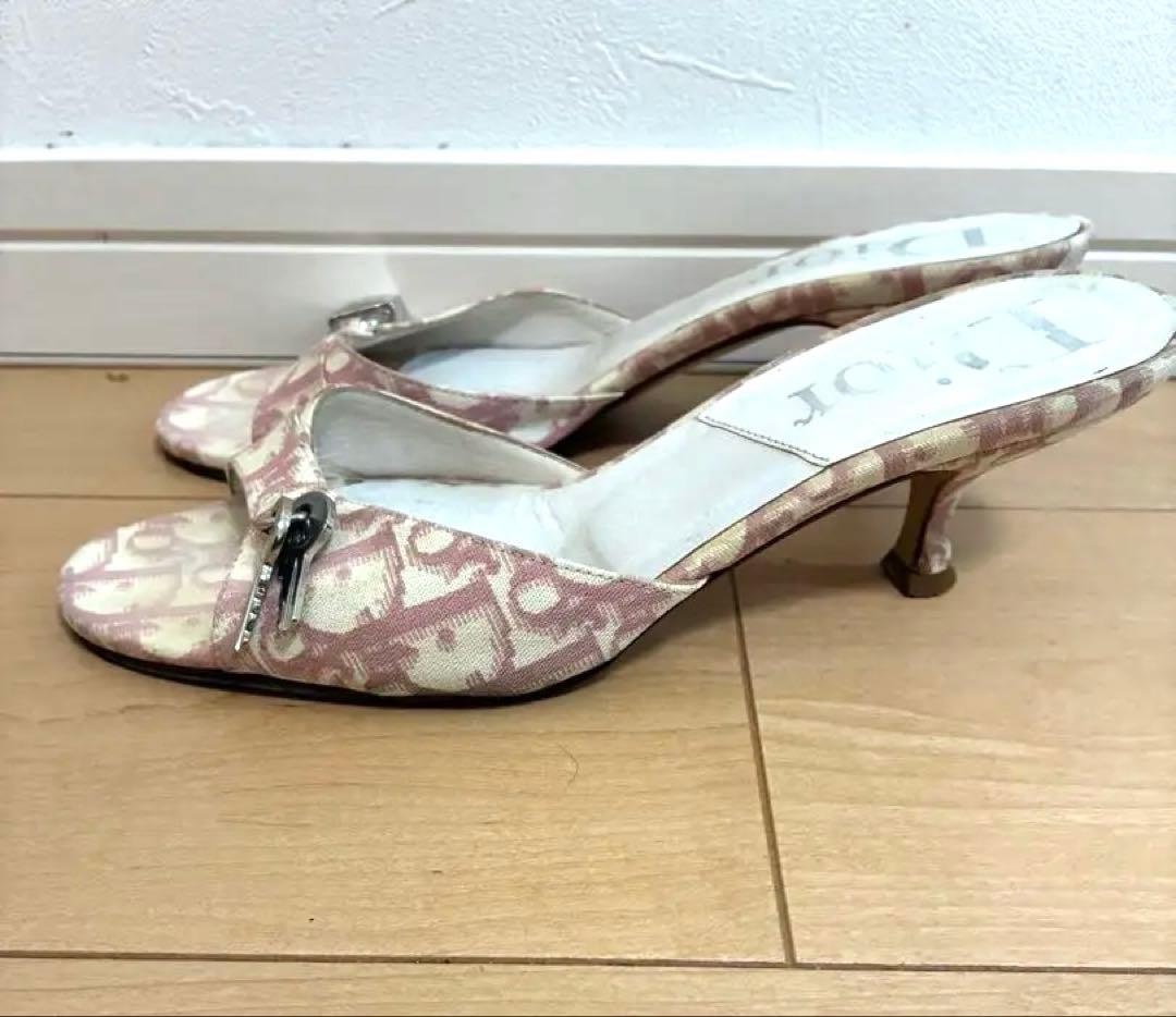 Dior ディオール ミュール 南京錠 鍵 チャーム