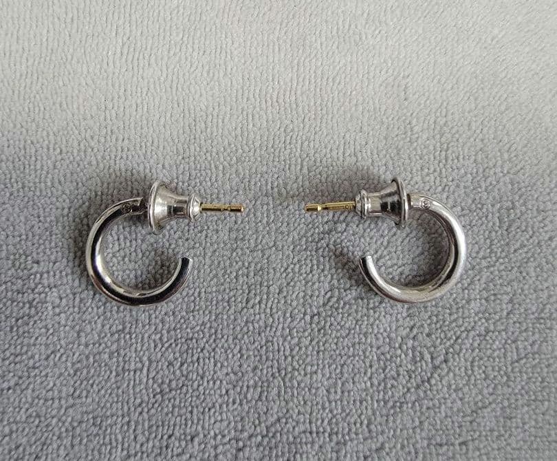 【CAREERNG ピアス】