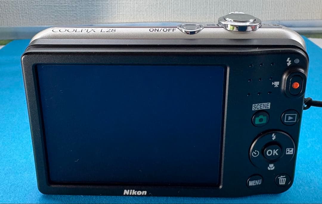 Nikon COOLPIX L28 シルバー