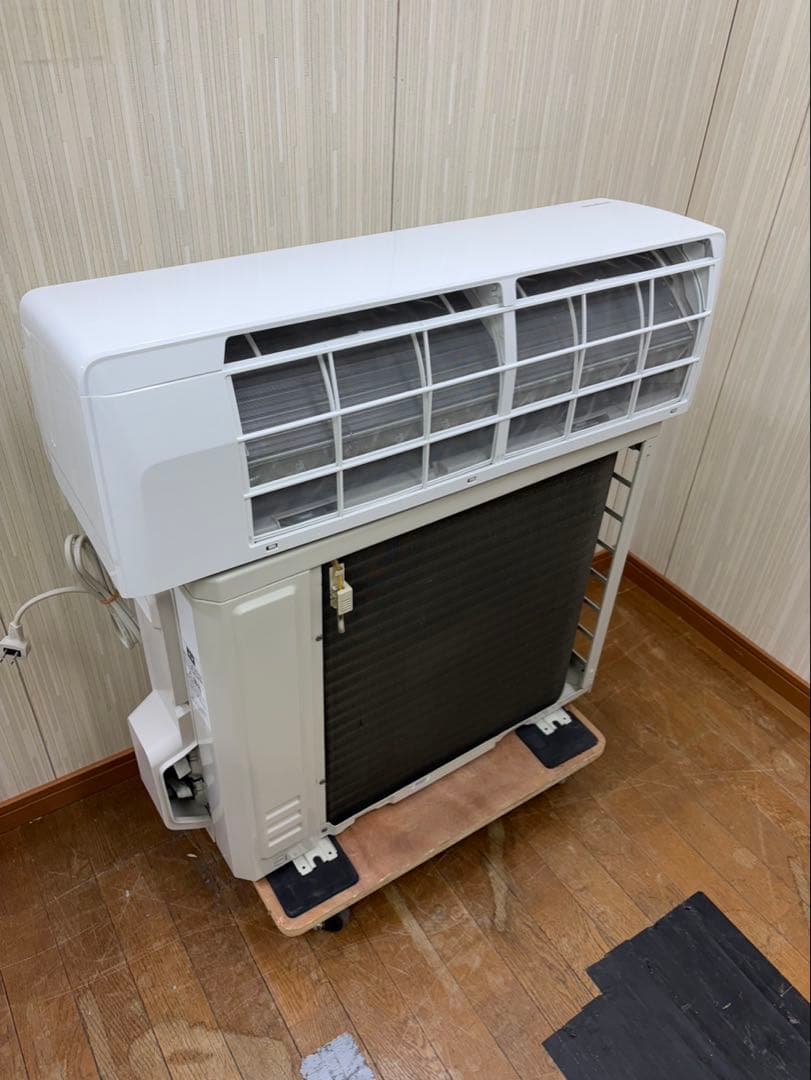 美品 エアコン アイリスオーヤマ 2023年 6畳 IKR-224G