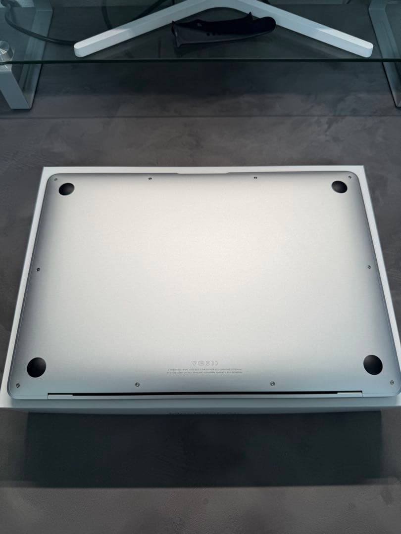 【美品】MacBook Air M1シルバー