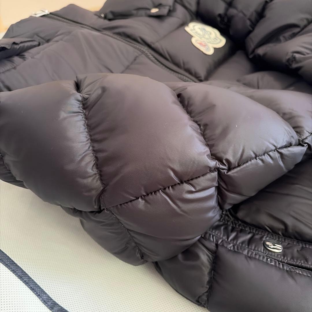 MONCLER ブラック ダウンジャケット BRAMANT