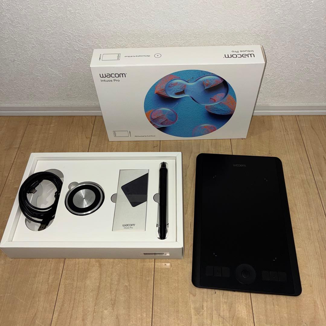 【美品】ワコム Intuos Pro Small PTH-460/K1-DB