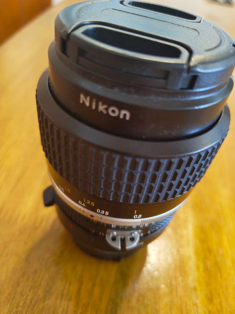 Nikon 35mm f/1.4 レンズ