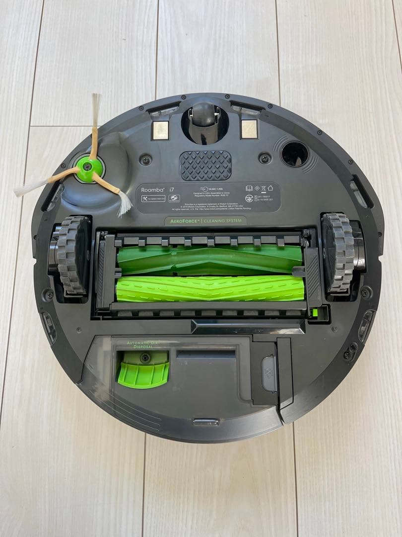 iRobot ルンバ i7・ブラーバ m6・クリーンベース＋消耗品あり