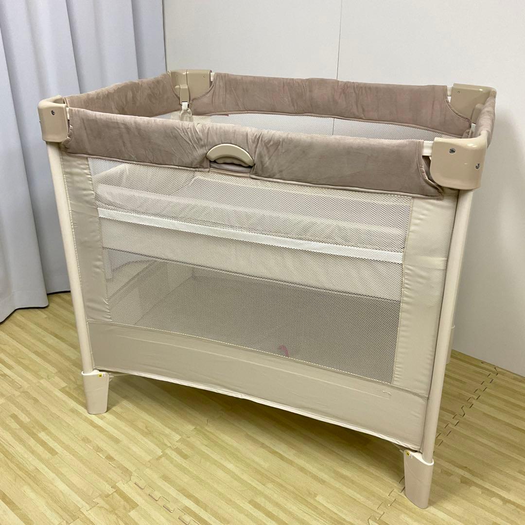 綺麗！アップリカ ベビーベッド ココネル エアー プラス シュークリーム GR