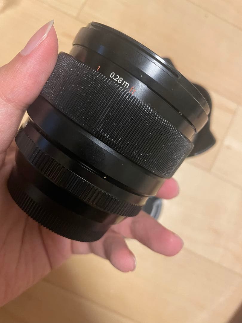 FUJIFILM XF23mmF1.4Rレンズ　レンズフード付き
