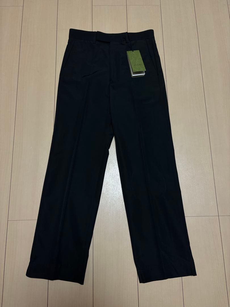 新品タグ付き　GUCCI グッチ　レディース　スラックス　黒