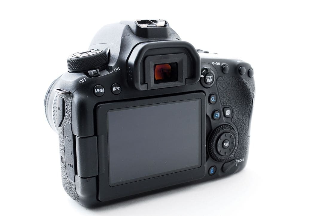 Canon EOS 6D Mark II ＋ Canon EF 28-80㎜