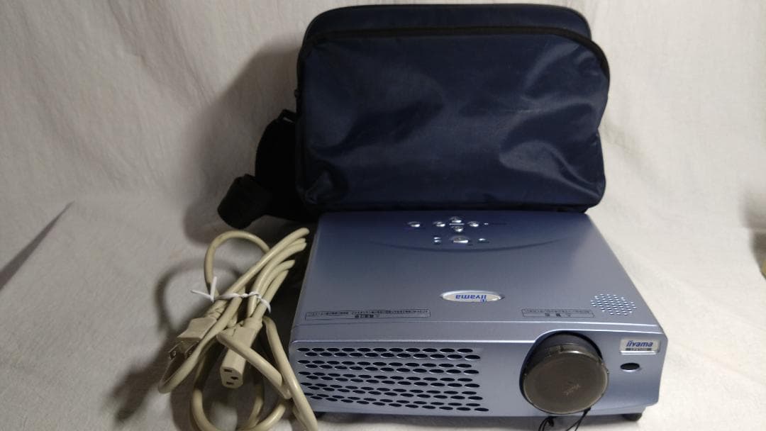 iiyama LPX100 プロジェクター　動作確認済み