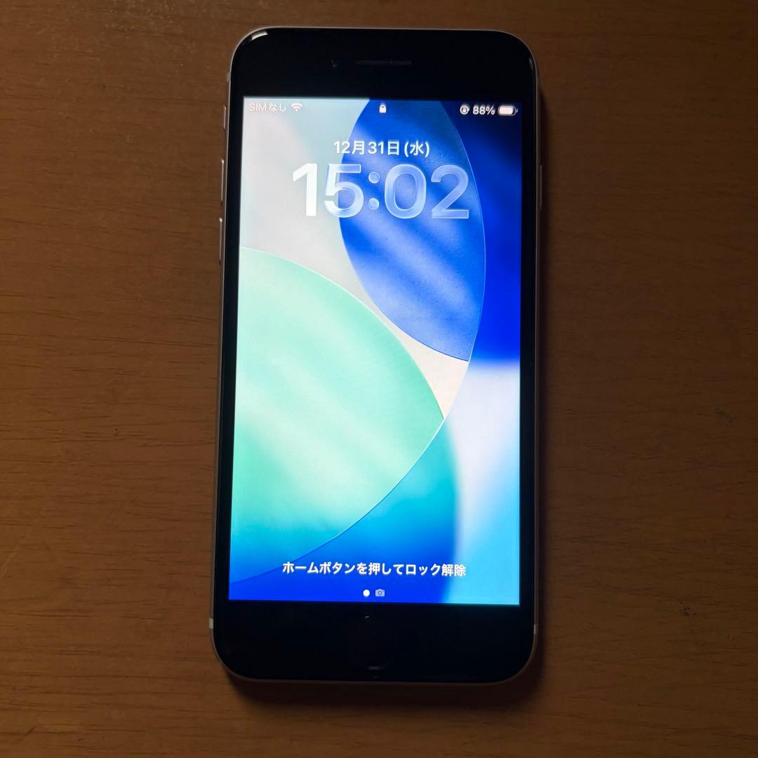 【ジャンク品】iPhone SE(第３世代) 128GB スターライト 本体