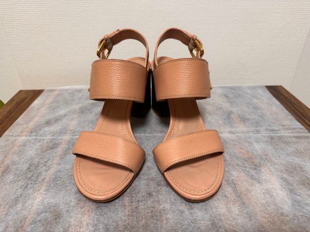 LOUIS VUITTON ホライズンライン　サンダル　ピンクベージュ 25cm