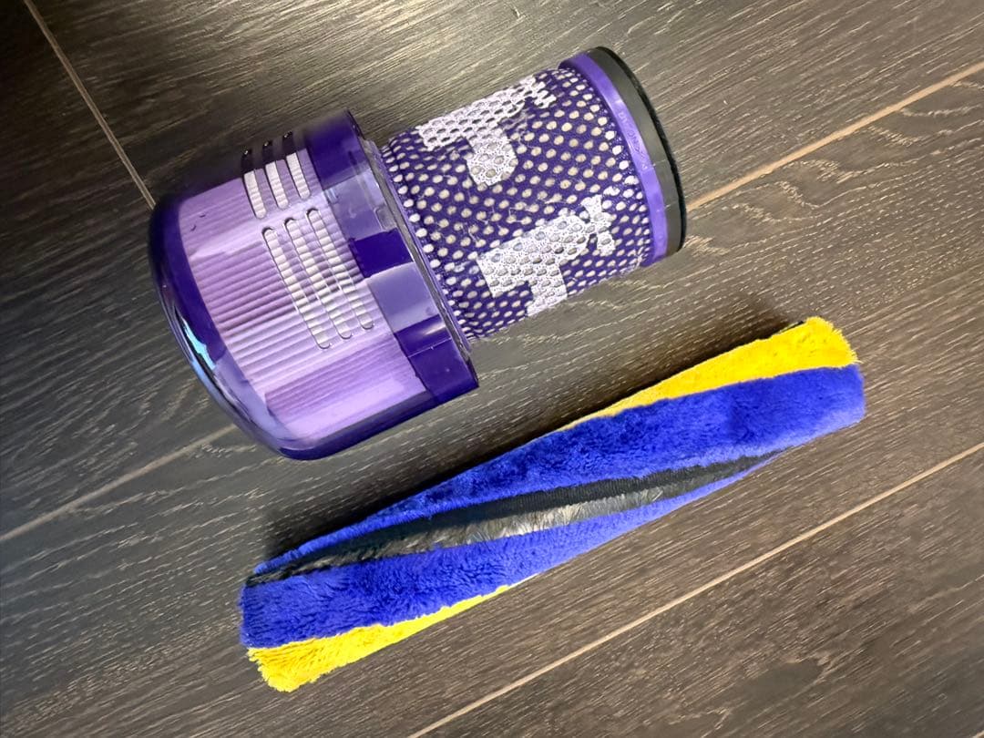 Dyson V12 Detect Slim Absolute 充電スタンド付き