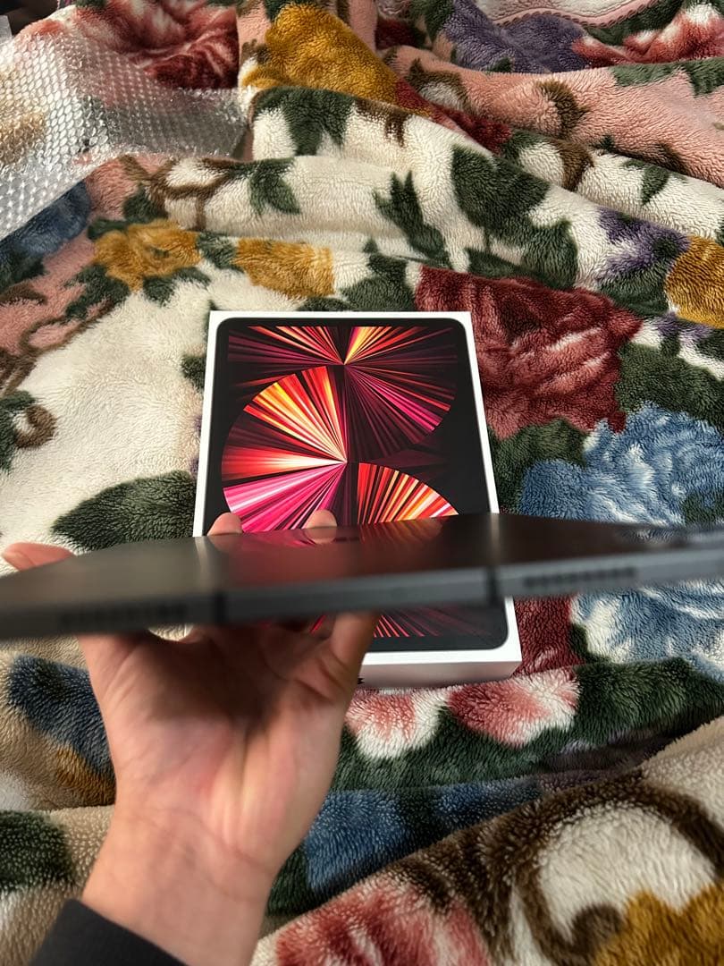 iPadプロ11（第三世代）128GB