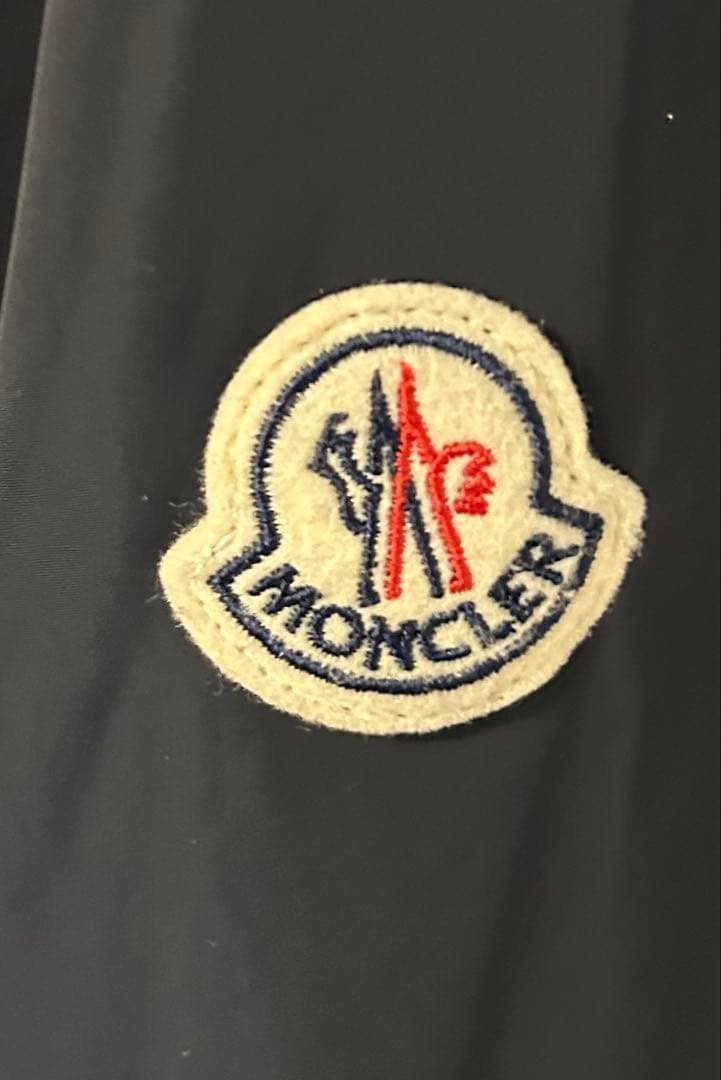 MONCLER ENETパーカー
