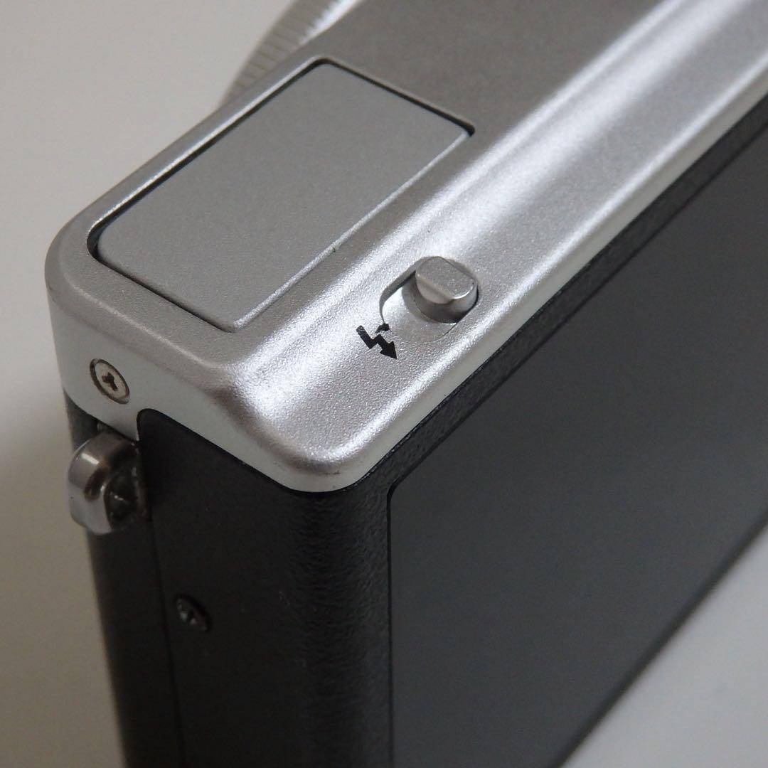 フジフイルム XQ2 シルバー FUJIFILM 動作確認済み