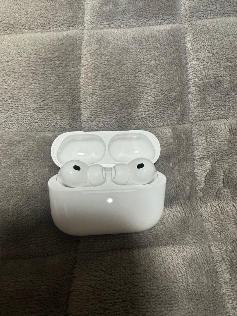 AirPods Pro 3本体 ホワイト 充電ケース付き