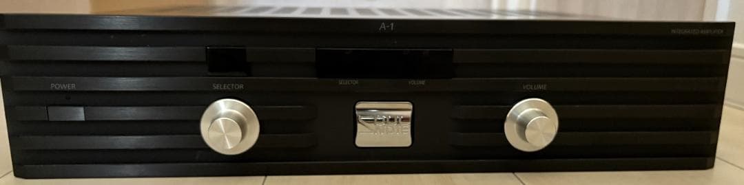 ★　超美品　保証あり　SOULNOTE A-1B　プリメインアンプ ブラック　★