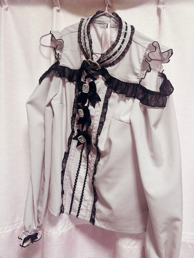 LIZLISA 3つリボンハートチョーカーブラウス