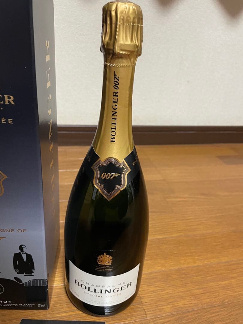 【シャンパン】Bollinger Special Cuvee 【限定パッケージ】