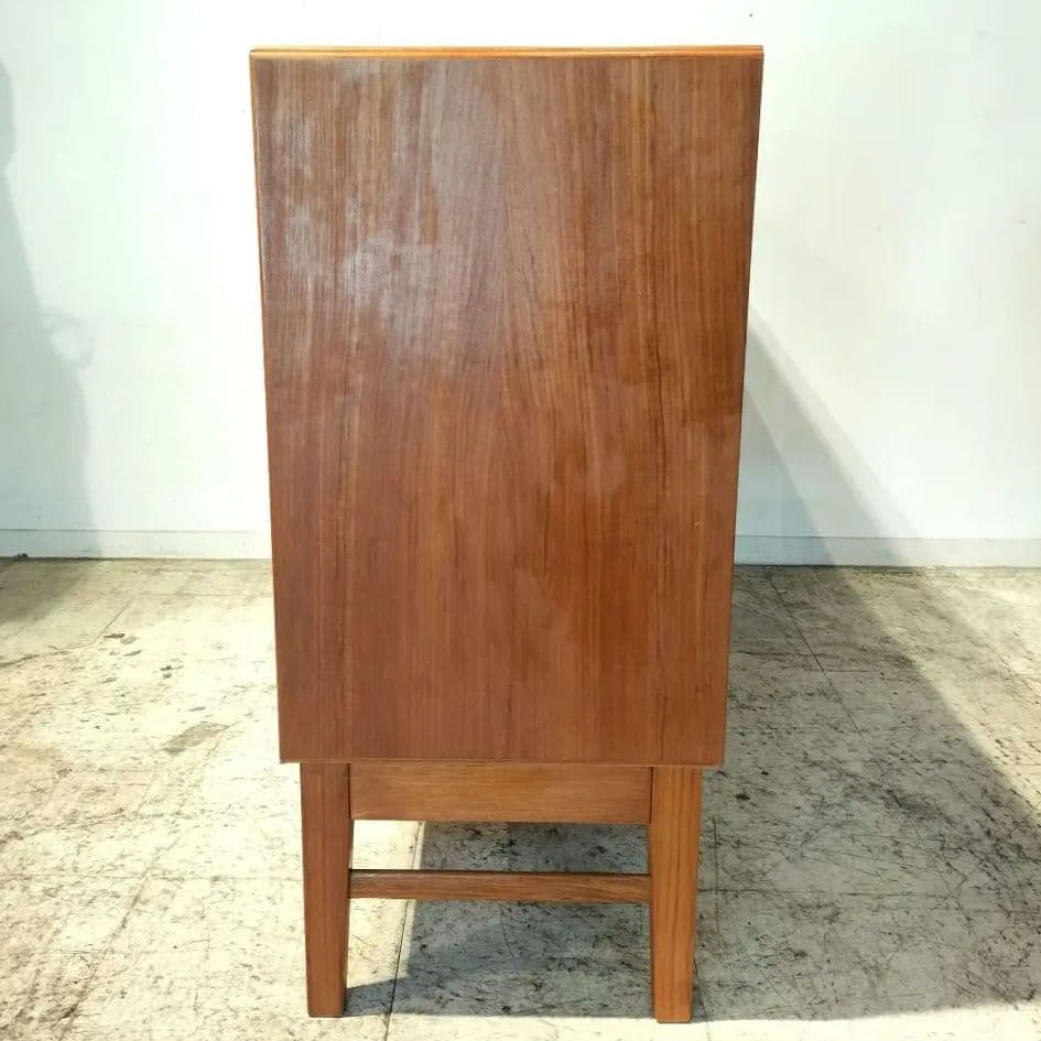 M♦10月SALE 北欧ヴィンテージ 　チーク無垢 　オイル仕上げ　サイドボード