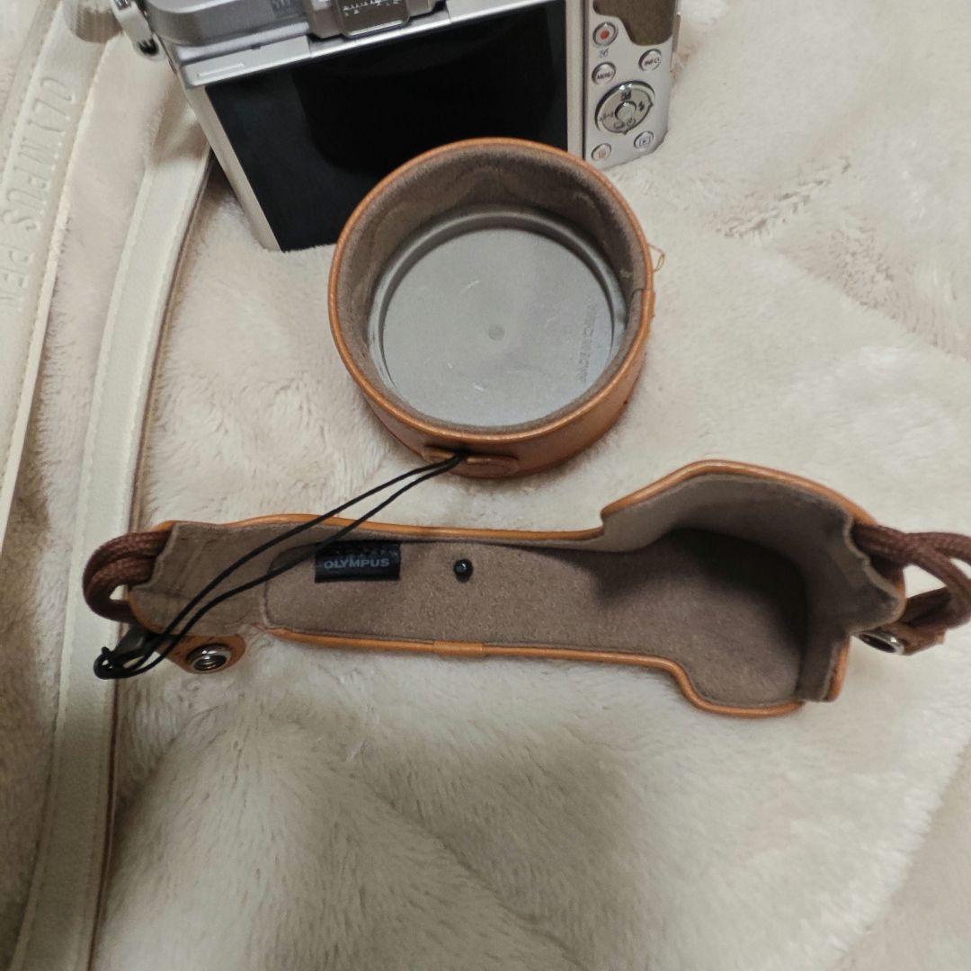 OLYMPUS ミラーレス一眼 E-PL8 ブラウン