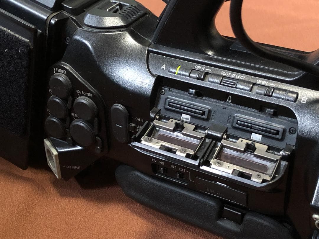 【訳あり特価】難あるもまだまだ使えるJVC HM-700（S×Sレコーダー付）②