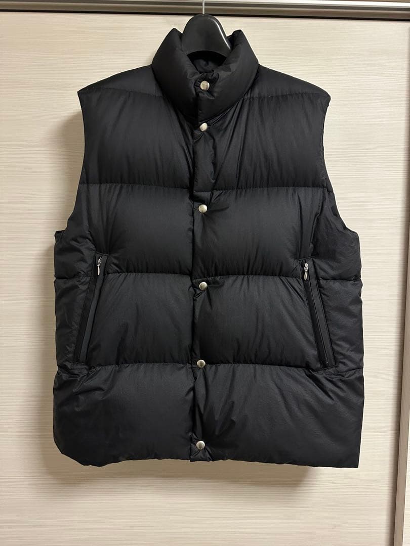 comoli コモリ　ダウン　ベスト　サイズ1 新品未使用