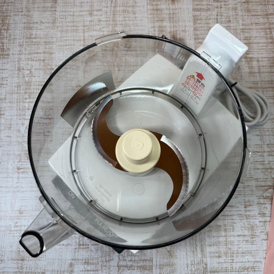 Cuisinart DLC-NXPLUS フードプロセッサー　2012年製