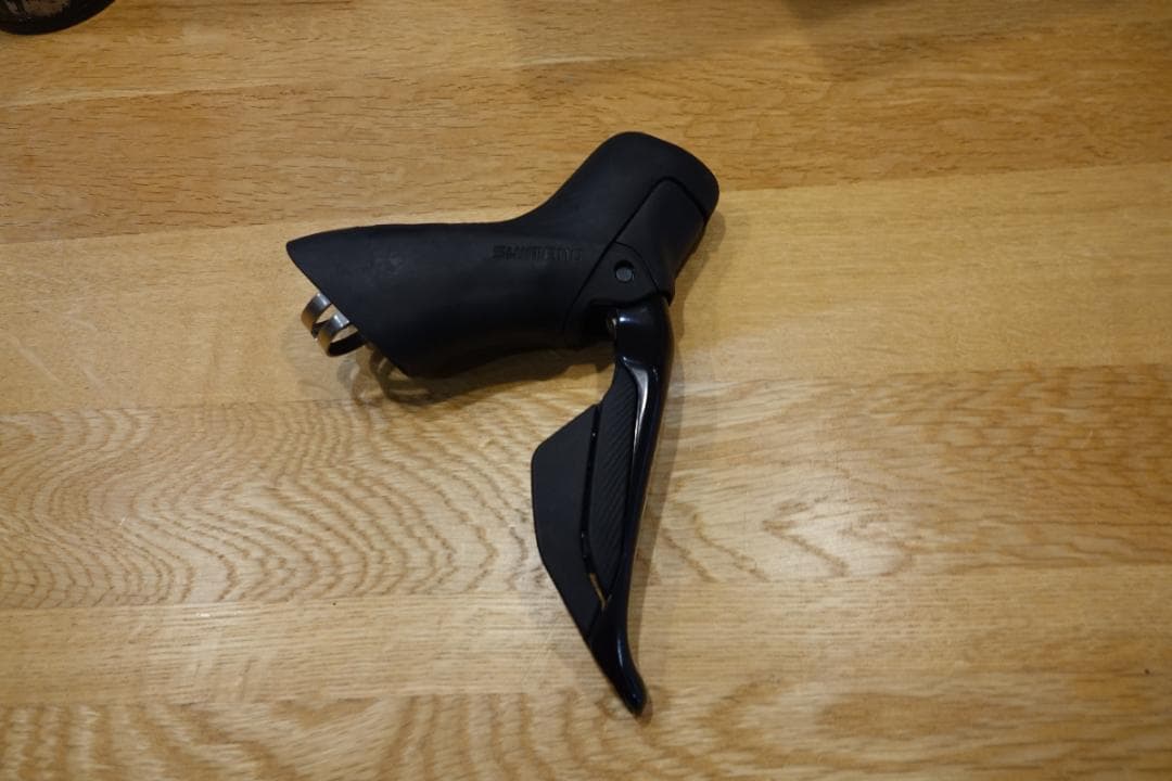 SHIMANO 105 Di2 ST-R7170-R STIレバー（右のみ）