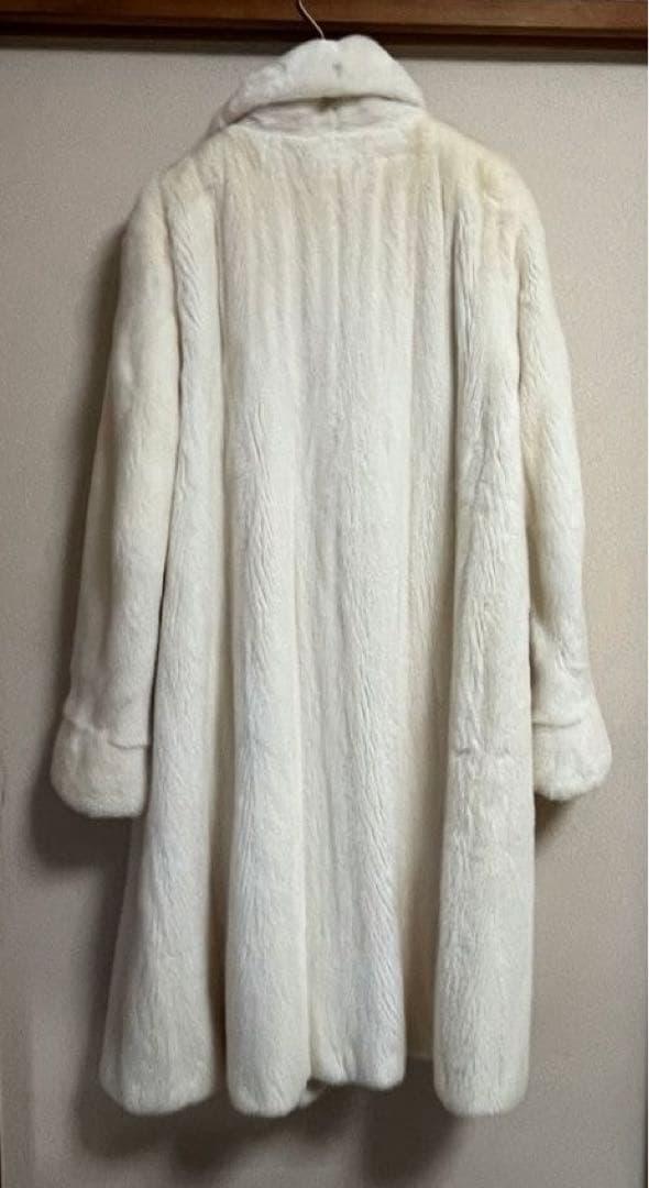SAGA MINK×HERMES エルメススカーフ ミンクロングコート 白 毛皮