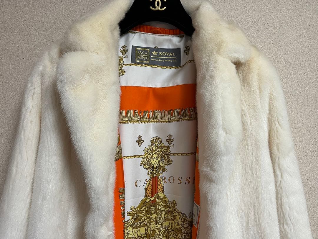SAGA MINK×HERMES エルメススカーフ ミンクロングコート 白 毛皮